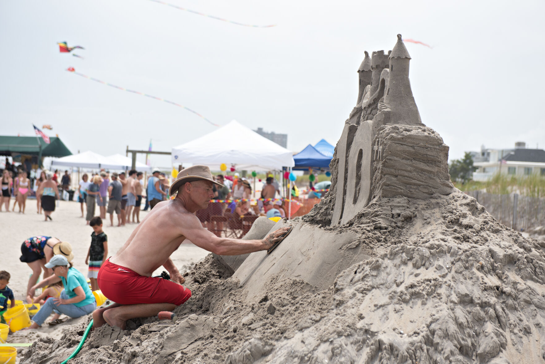 062721-pac-nws-beachstock